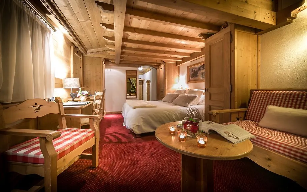 ****  Hotel & Spa Le Dahu モルジヌ フランス